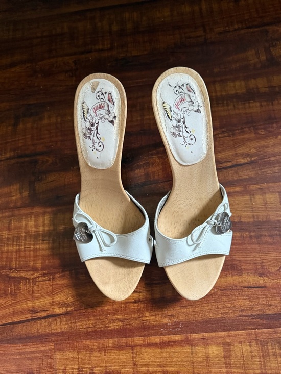 Guess Shoes - Guess heels
